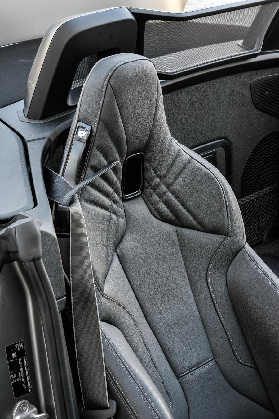Интерьер BMW Z4 M40i (G29) 2019 года  (ZA) (фото 25 из 31)